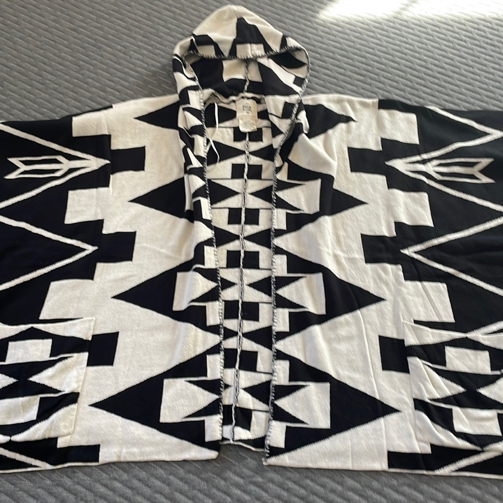 Billabong Beach Poncho with Hood and Pockets